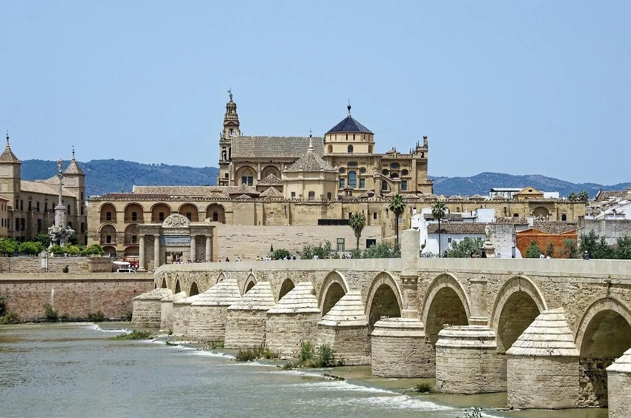 Apartamentos San Pedro Cordoba Homestay