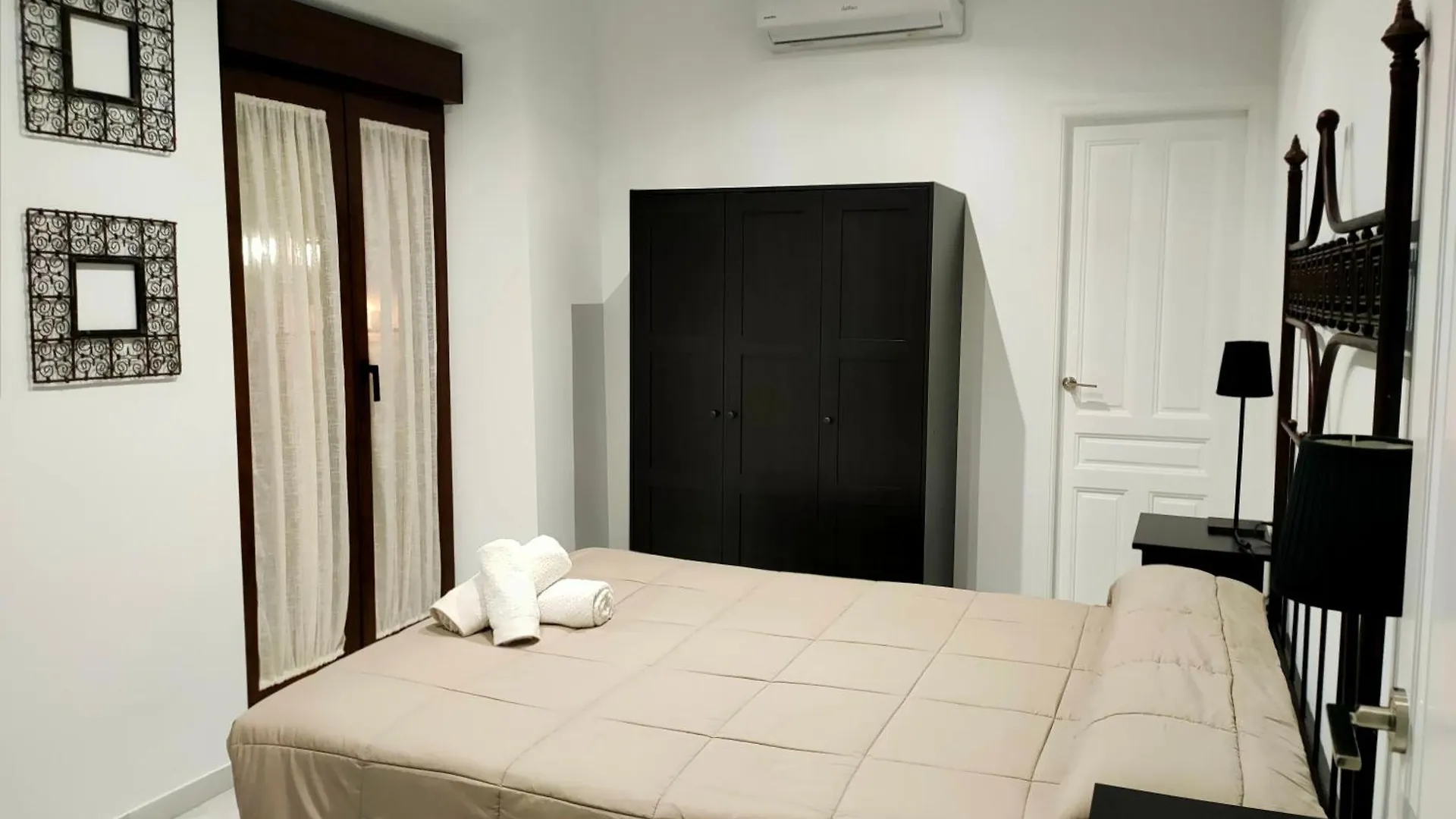 Apartamentos San Pedro Cordoba Homestay